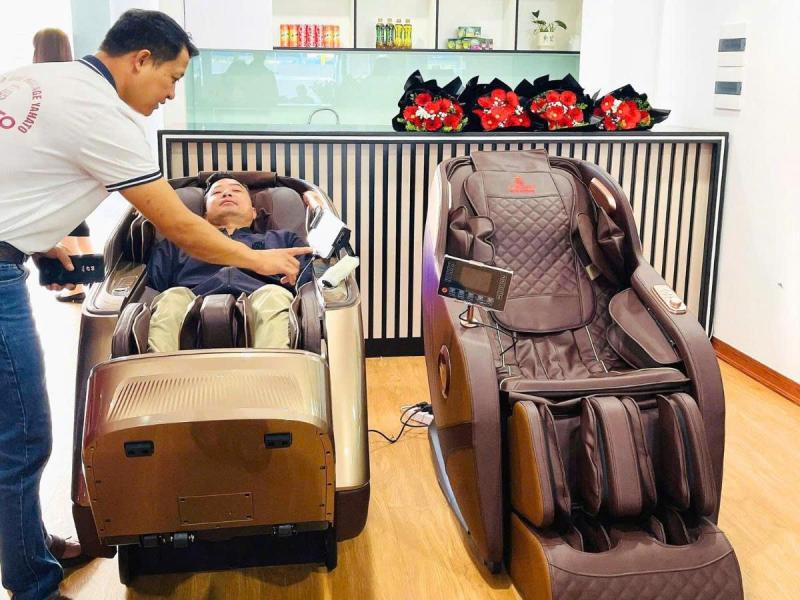   
          Ghế massage có thật sự giúp giảm căng thẳng và...