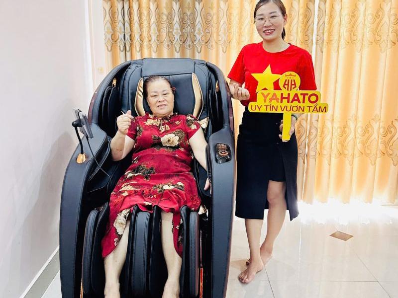   
          Ghế massage toàn thân có thực sự giúp giảm đau lưng không?