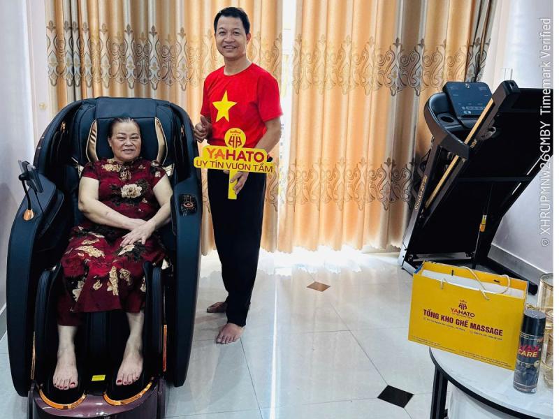 Tại sao ghế massage là món quà lý tưởng cho cha mẹ trong dịp lễ?
Tại sao ghế massage là món quà lý tưởng cho cha mẹ trong dịp lễ?